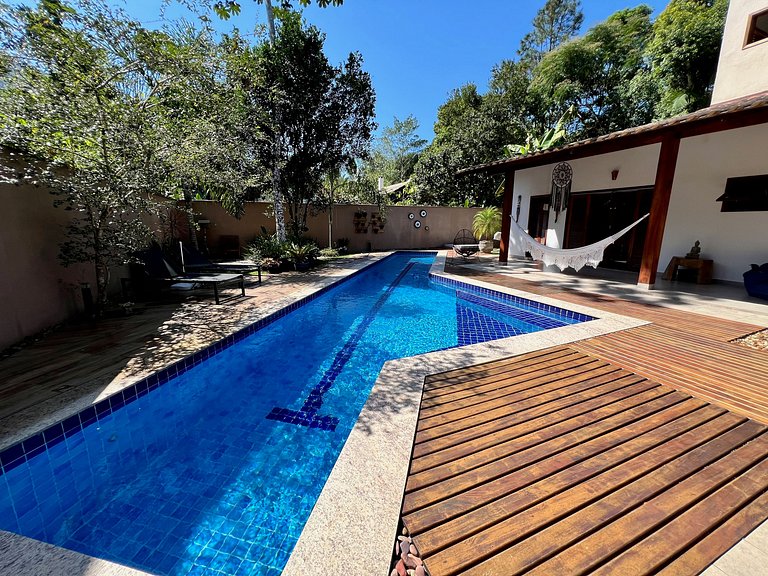 Casa Itamambuca / Piscina/ Jacuzzi/ 4 Suites com Ar
