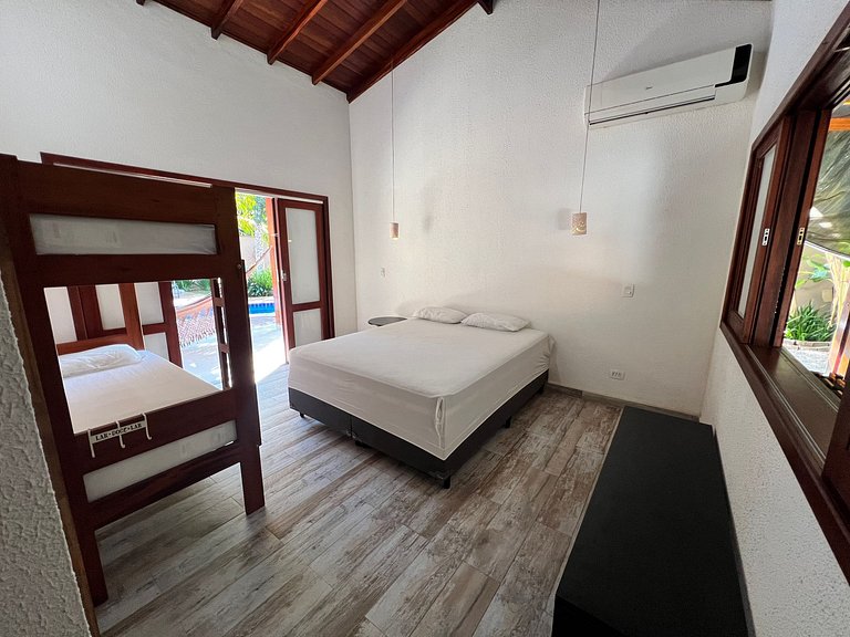 Casa Itamambuca / Piscina/ Jacuzzi/ 4 Suites com Ar