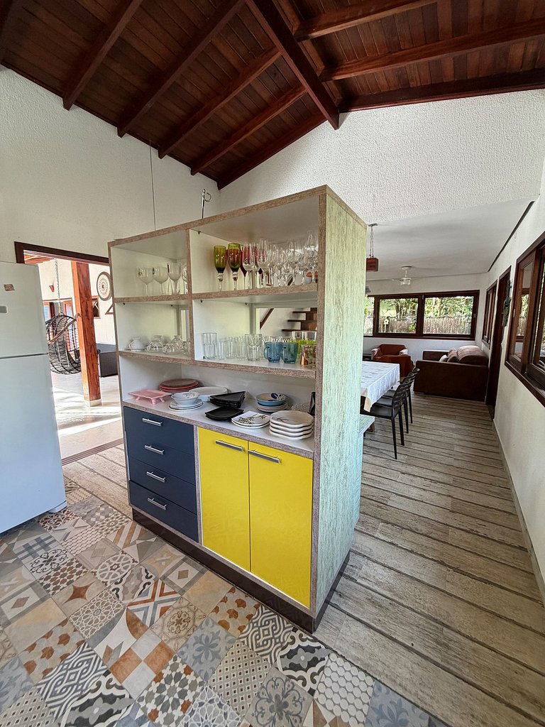Casa Itamambuca / Piscina/ Jacuzzi/ 4 Suites com Ar
