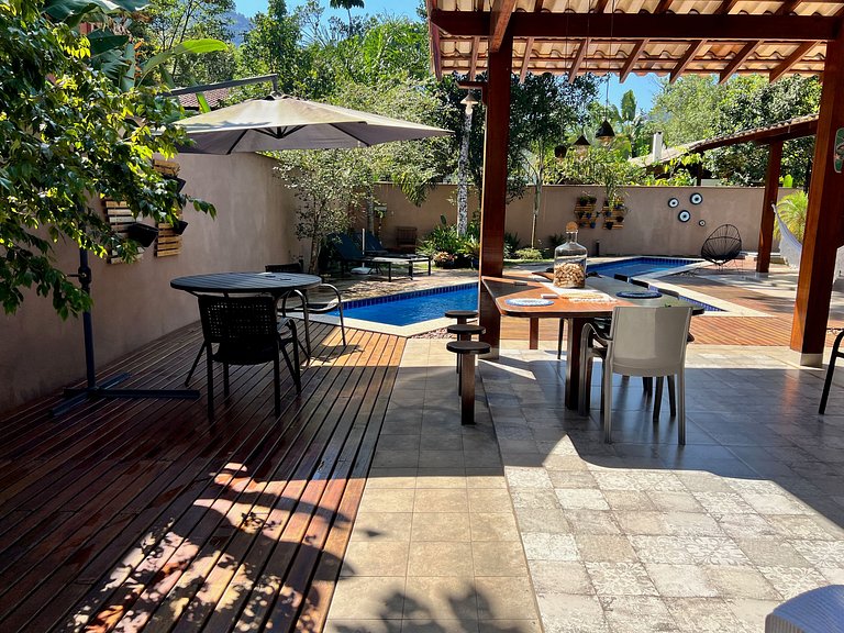 Casa Itamambuca / Piscina/ Jacuzzi/ 4 Suites com Ar