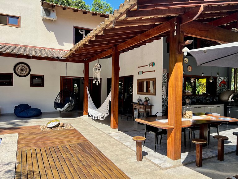 Casa Itamambuca / Piscina/ Jacuzzi/ 4 Suites com Ar