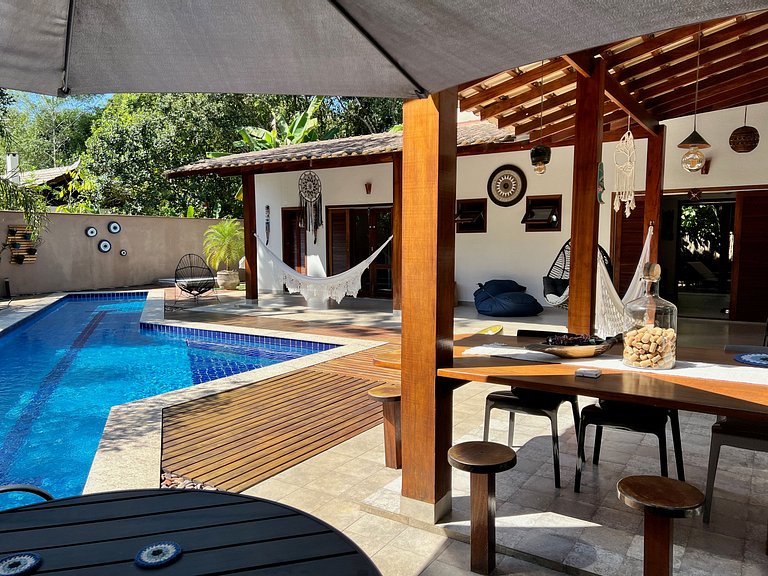 Casa Itamambuca / Piscina/ Jacuzzi/ 4 Suites com Ar