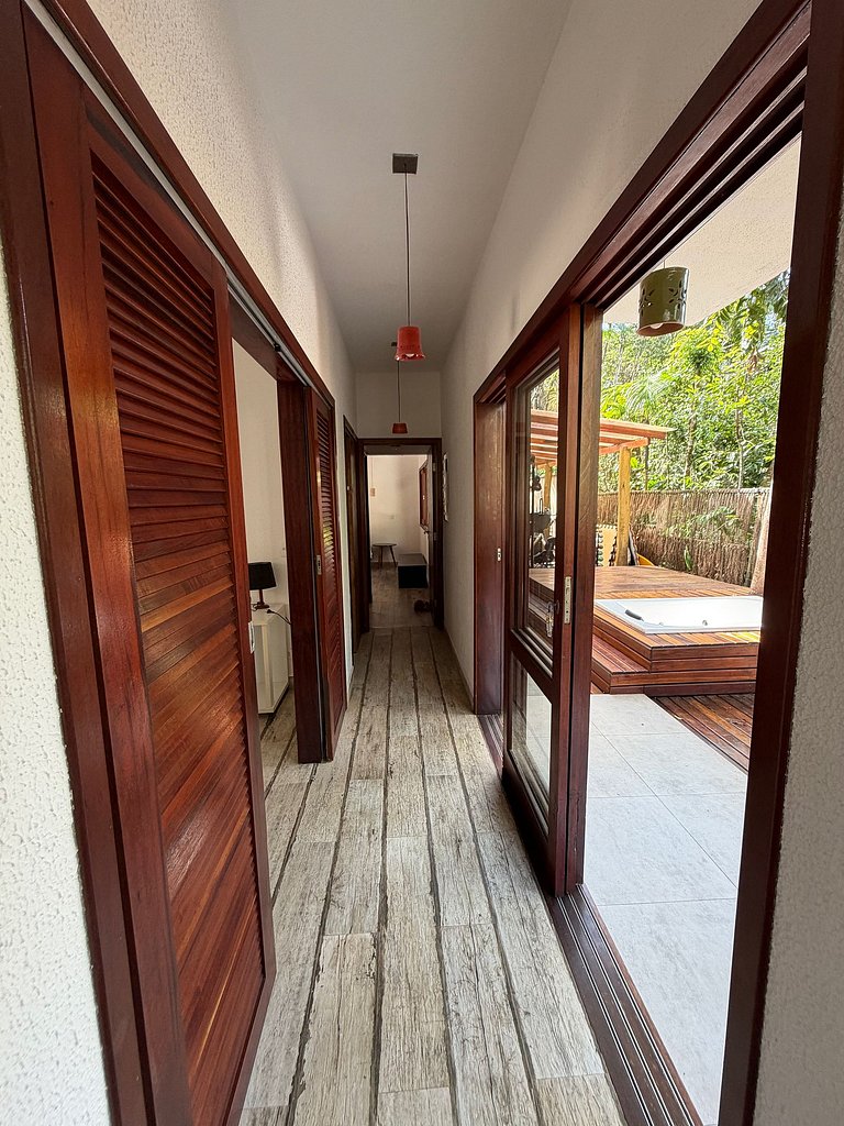 Casa Itamambuca / Piscina/ Jacuzzi/ 4 Suites com Ar